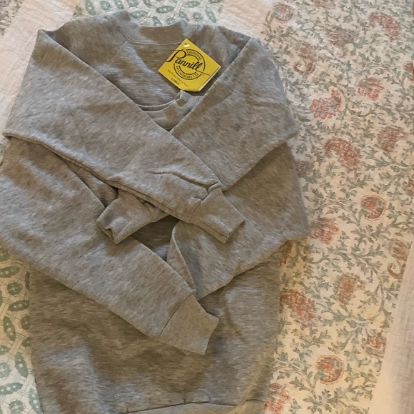 2 FOR $11 Large Kids plain grey crew neck sweatshirts - Picture 2 of 4